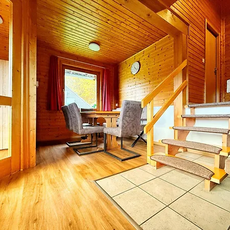 Seepark-lodge * Kirchheim (Hessen)