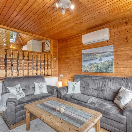 Seepark-lodge * Kirchheim (Hessen)